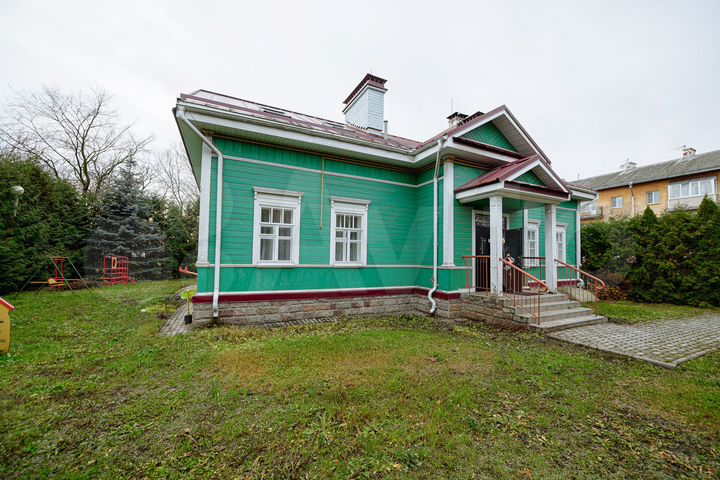 Дом 345,3 м² на участке 10 сот.