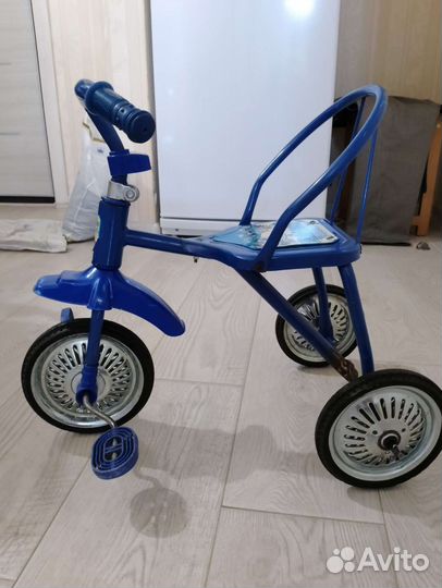 Трехколесный велосипед