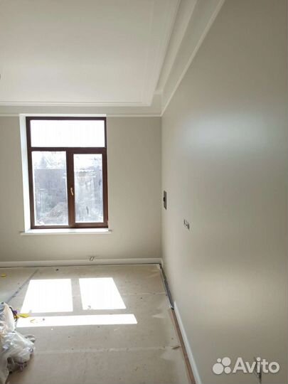 Механизированная шпаклевка стен и потолков