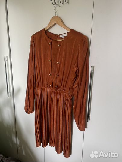 Платье бренд Silvian heach M