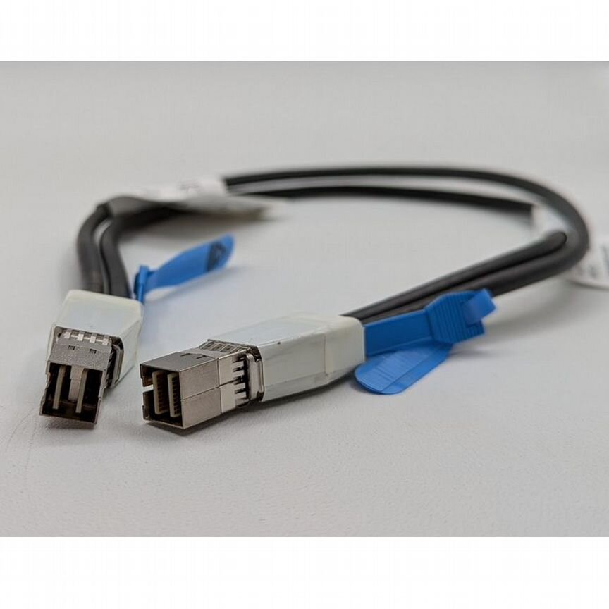 [00J0094] Кабель Ibm, Mini Sas, 0.6 М