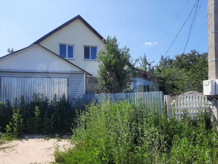 Дом 171,9 м² на участке 9 сот.