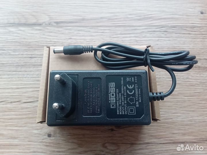 Блок питания для Boss ME-90, ME-80, ME-M70, ME-50