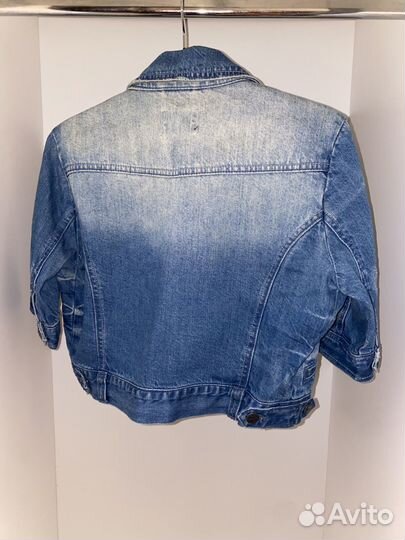 Джинсовая куртка