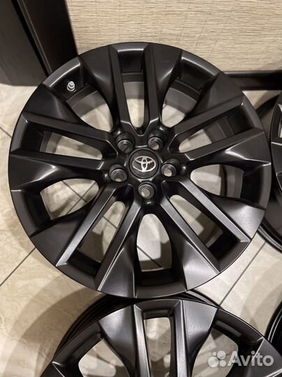 Диски Toyota Rav4 xa50 black оригинал