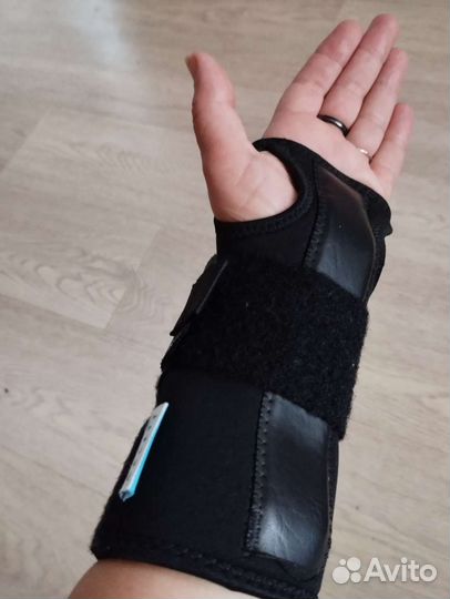 Ортез, тутор, бандаж на руку