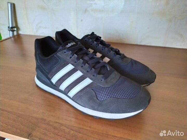 Adidas 2025 10k db0473