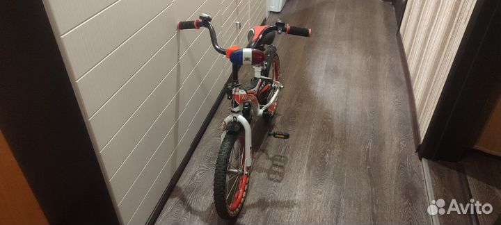 Детский велосипед 16
