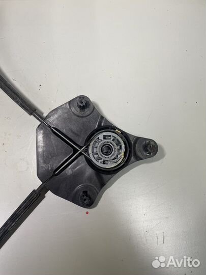 Стеклоподъемник задний правый Фольксваген Гольф 7