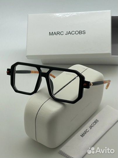 Солнцезащитные очки Marc Jacobs