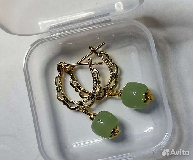 Серьги с Нефритом