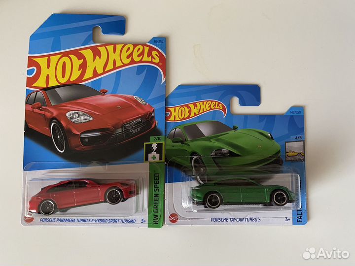 Hot wheels Porsche Panamera Taycan Turbo S