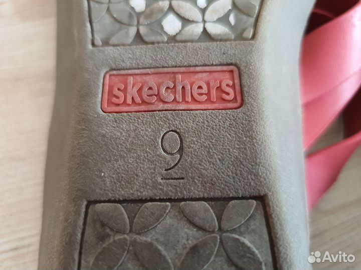 Сланцы женские Skechers 39 размер