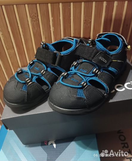 Сандалии ecco 29
