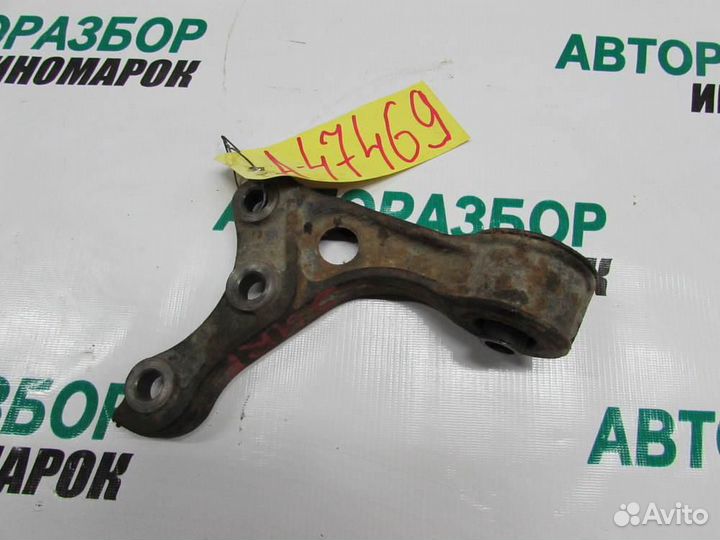 Кронштейн редуктора для Toyota Hilux Surf 3 1995