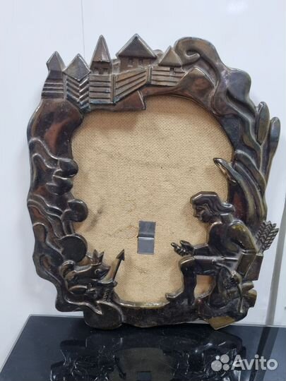 Рамка для зеркала, Иван Царевич и Царевна лягушк