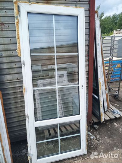 Дверь пластиковая пвх входная бу