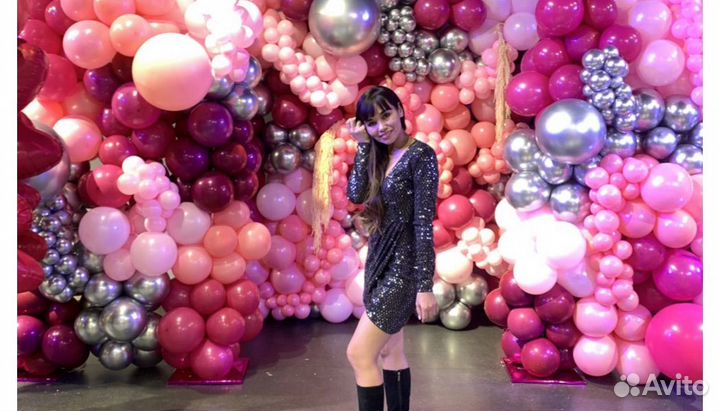 Фотозона шары столик для торта