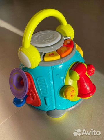 Музыкальные и развивающие игрушки