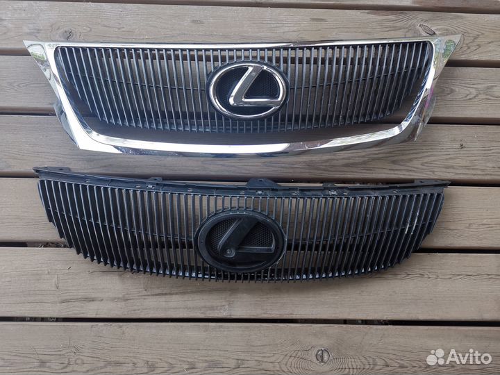 Решетка в бампер передняя Lexus Rx