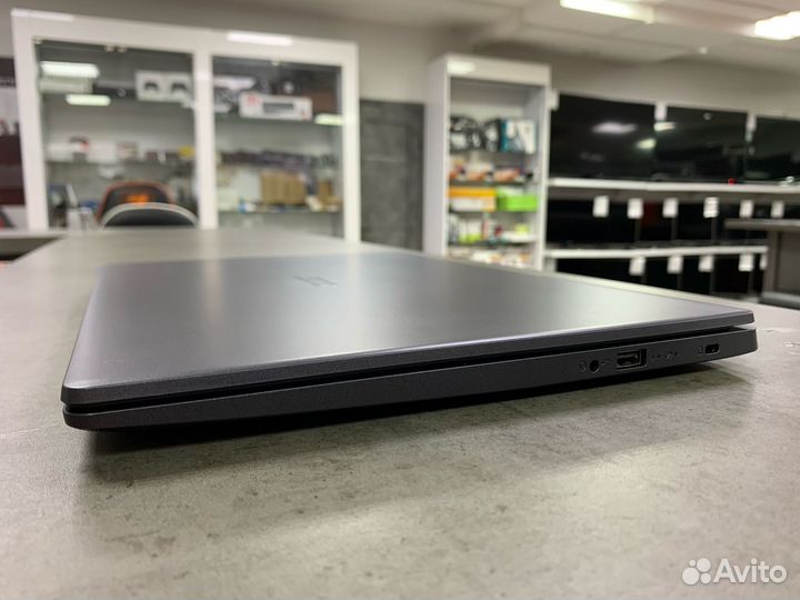 Acer/i3 1005G1/4GB/GT330MX/1000GB/15.6