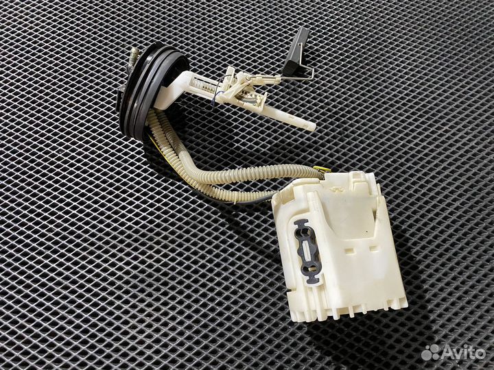 Бензонасос passat b3