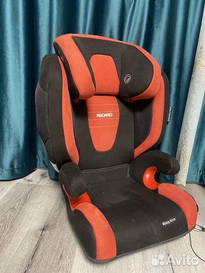 Автокресло от 15 кг до 36 Recaro monza nova