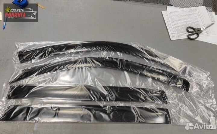 Дефлекторы окон Nissan Primastar I