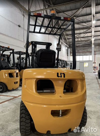 Вилочный погрузчик UN Forklift FD30, 2024