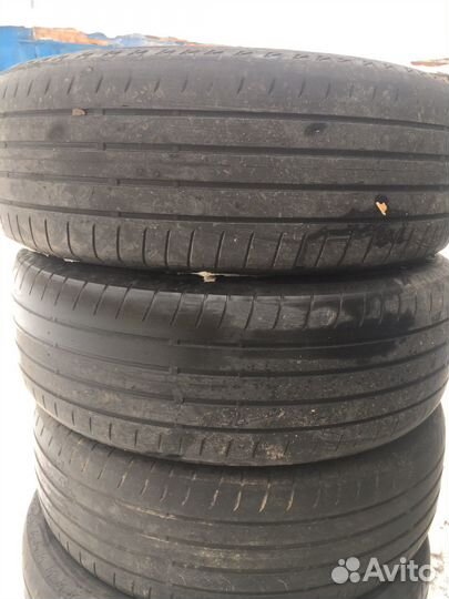 Bridgestone Alenza 001 225/65 R17 102T