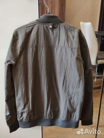 Винтажный бомбер