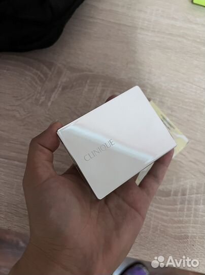 Clinique румяна