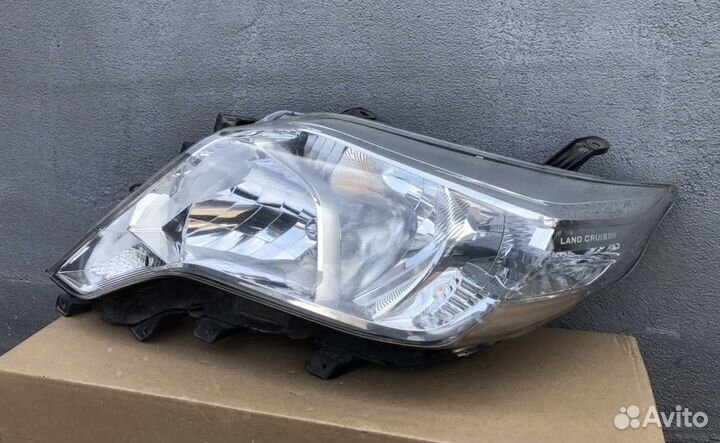 Фара левая Toyota Land Cruiser Prado 150 2013-2017