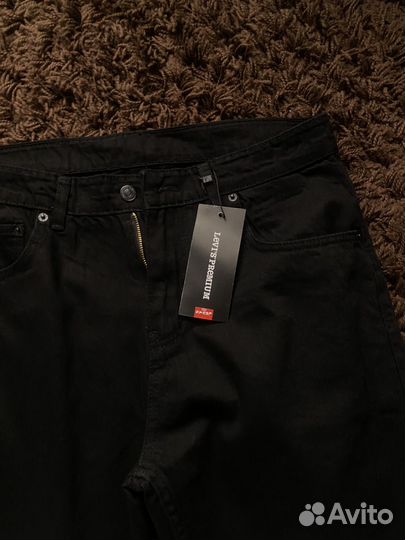 Джинсы Levis new collection