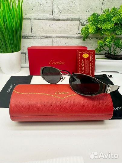 Солнцезащитные очки женские cartier