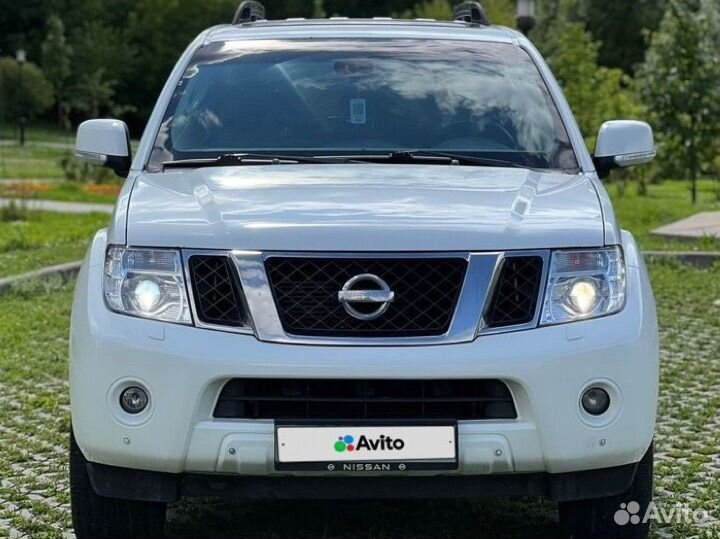 Nissan Pathfinder 2.5 AT, 2010, 190 223 км
