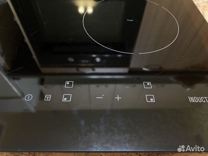 Индукционная варочная панель Electrolux