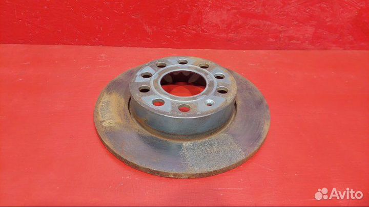 Диск тормозной задний Volkswagen Touran BKC 2005