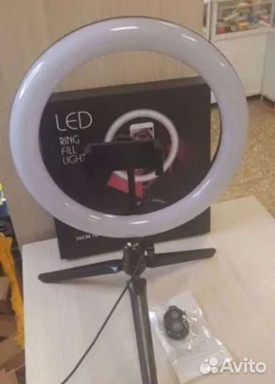 Кольцевая лампа 26 см с настольным штативом