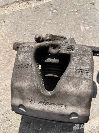 Суппорт задний левый и правый Mercedes W222