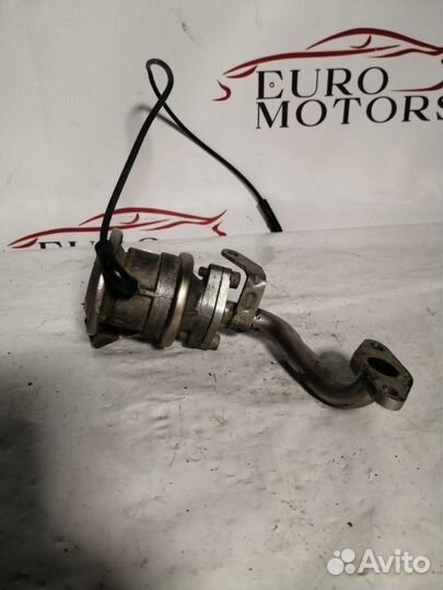 Крепление клапана EGR Audi A6 C6