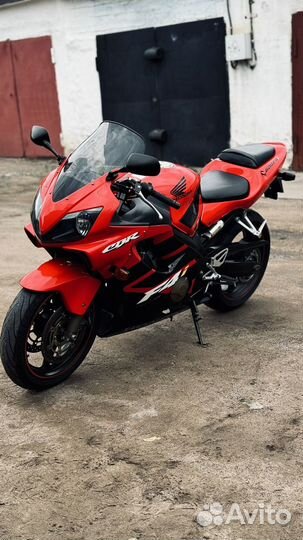 Honda cbr 600 f4i