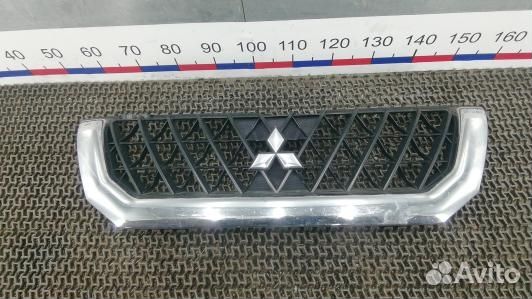 Решетка радиатора mitsubishi pajero sport 1 (ABR02