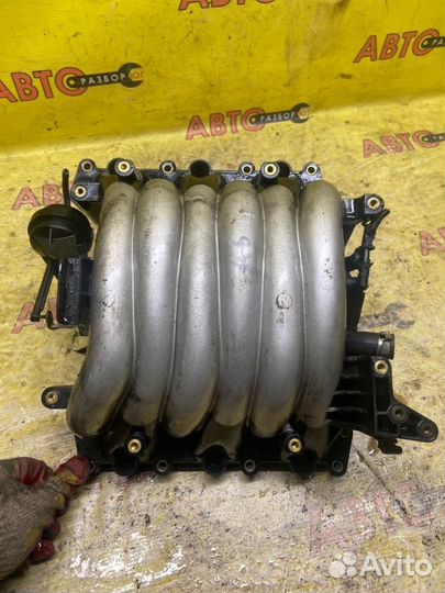 Коллектор впускной Audi A6 C5 ALF 1999