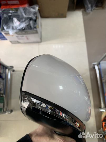 Боковое зеркало Toyota camry v70