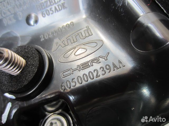 Фонарь внутренний правый Chery Tiggo 8 Pro