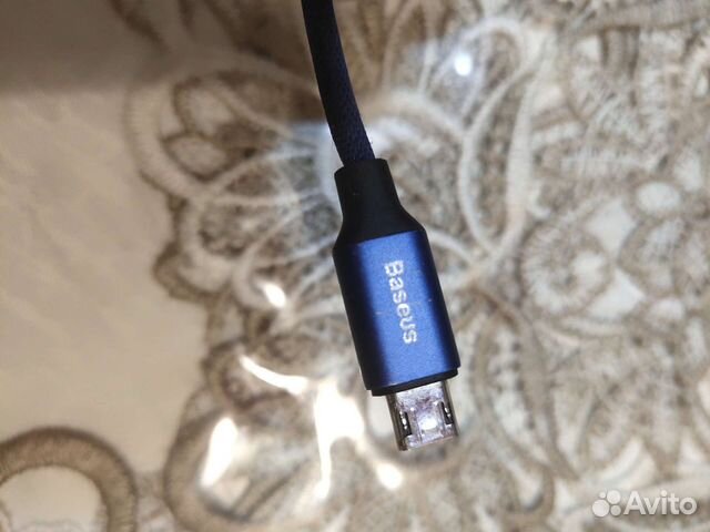 Кабель для зарядки телефона