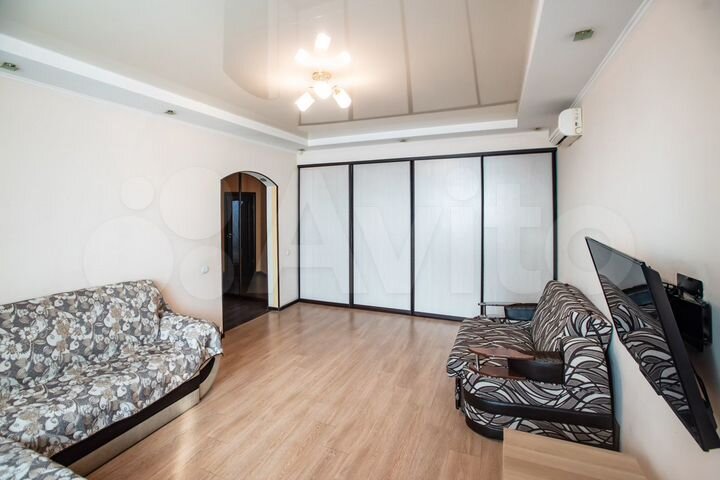 1-к. квартира, 42 м², 17/19 эт.