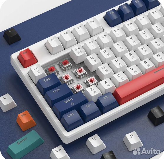 Игровая механическая клавиатура белая