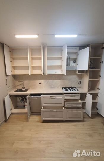 Кухня угловая. Фабрика